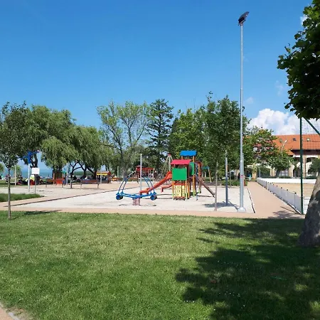 Dom wakacyjny Nyaralohaz Hanga