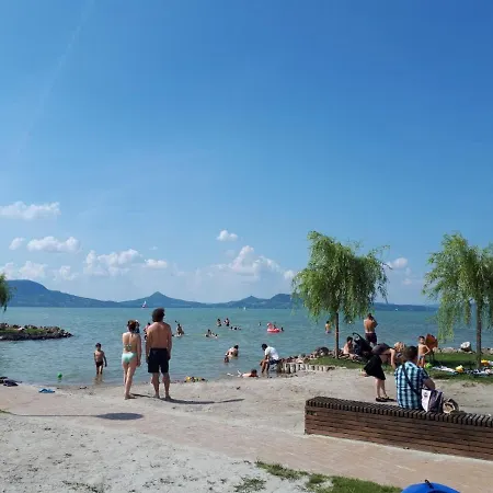 Dom wakacyjny Nyaralohaz Hanga *