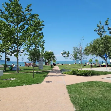 Dom wakacyjny Nyaralohaz Hanga