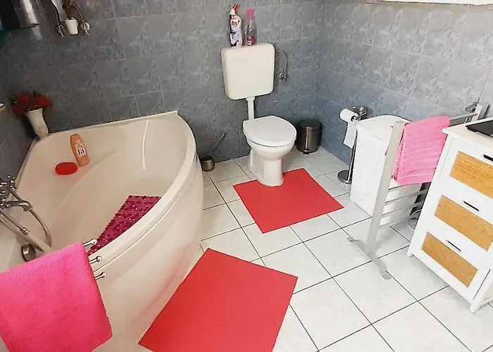 Nyaralohaz Hanga Dom wakacyjny